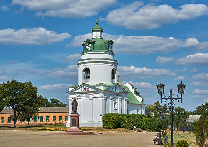 Миколаївська церква з дзвіницею